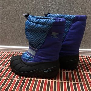 Kids sorel winter boot size 1